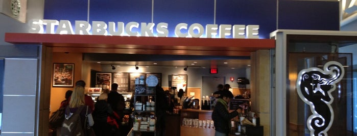 Starbucks is one of Locais curtidos por Gajtana.