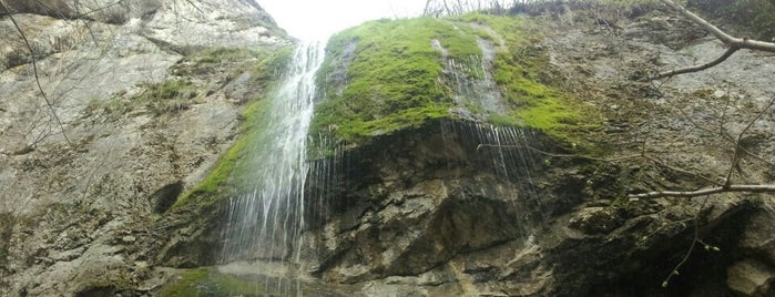Водопад "Скока" (Skoka waterfall) is one of Waterfalls.
