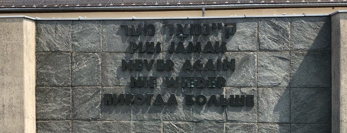 KZ-Gedenkstätte Dachau is one of Svetlana'nın Beğendiği Mekanlar.