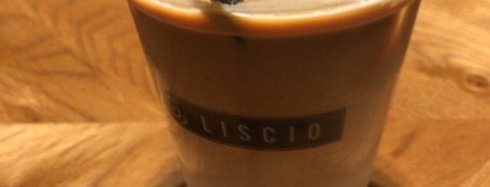 CAFFE LISCIO is one of au Wi-Fi＆wi2 300.
