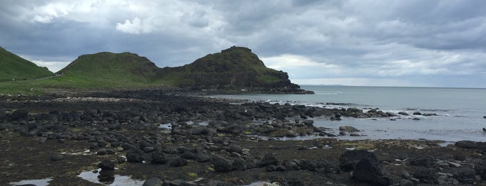 Giant's Causeway is one of Lugares favoritos de W.