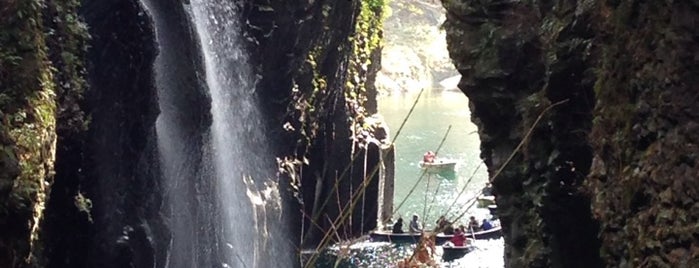 Takachiho Gorge is one of beautiful Japan.