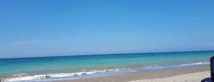 geyik koşan beach is one of Locais salvos de Elif Merve.