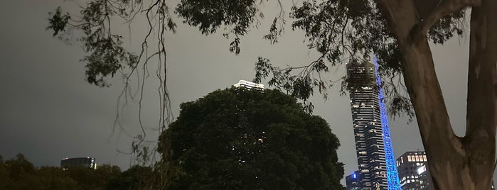 Queen Victoria Gardens is one of Мельбурн.