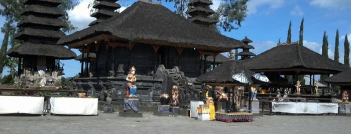 Pura Ulun Danu Batur is one of Denpasar - The Heart of Bali #4sqCities.