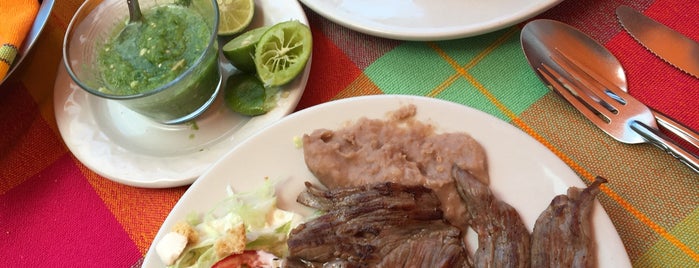 Restaurante - Arcoiris (Ixtapan de la Sal) is one of Lugares pa' comer y conocer.