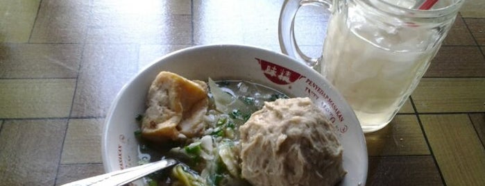 Bakso petro is one of Top 10 dinner spots in Gresik, Indonesia.