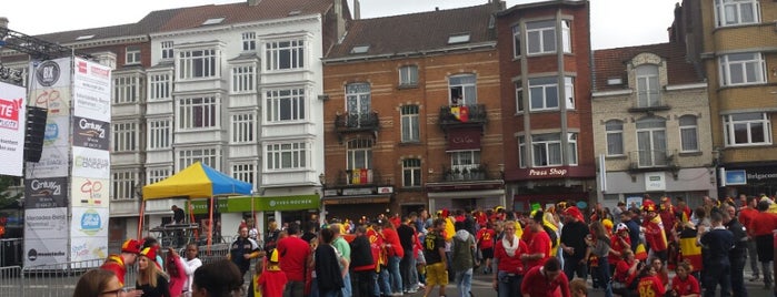 Spiegelplein / Place du Miroir is one of WK kijken in Brussel.