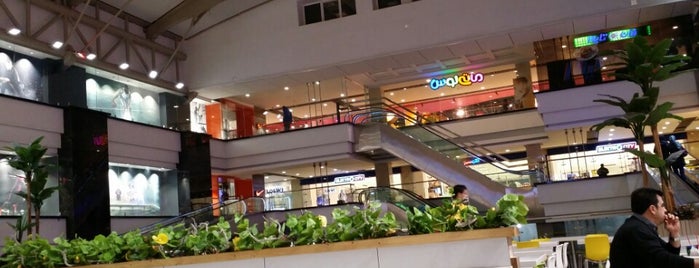 Palladium | پالادیوم is one of shopping centers.