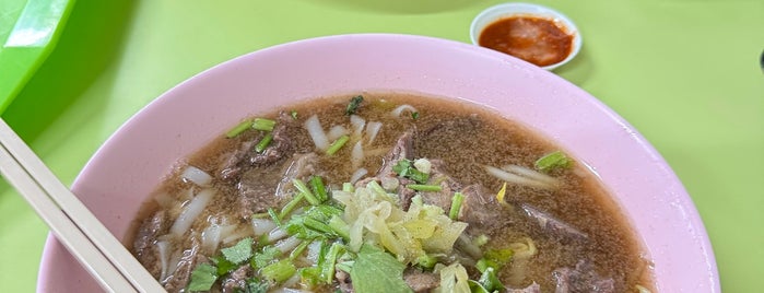 Long House Lim Kee Beef Noodles is one of not the same ol'.