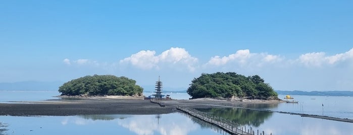 안면암 is one of beaches n islands.