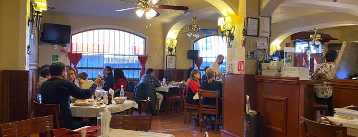 Restaurante Oaxaqueño Agus is one of Lugares x visitar.