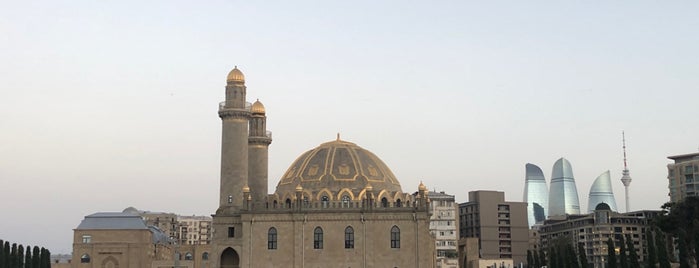 Təzəpir Məscidi is one of Mosques in Baku.