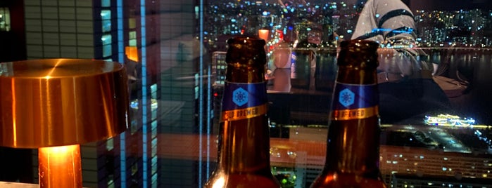 37 Grill & Bar is one of Lugares guardados de Yongsuk.