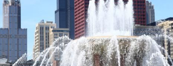 Мемориальный фонтан Кларенса Букингема is one of Beautiful Chicago.