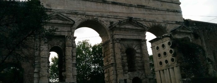 Porta Maggiore is one of 101 cose da fare a Roma almeno 1 volta nella vita.