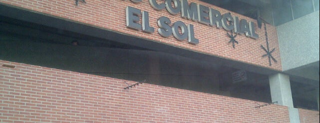 C.C. El Sol is one of Lugares favoritos de Maru.