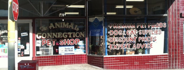 The Animal Connection Pet Shop is one of สถานที่ที่ Kristina ถูกใจ.