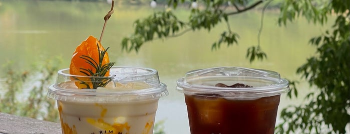 Baan Rim Moon Cafe is one of อุบลราชธานี-3-Coffee.