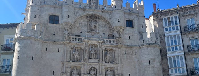 Arco de Santa Maria is one of España.