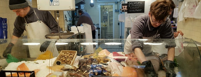 Moxon's Fishmongers is one of London General.