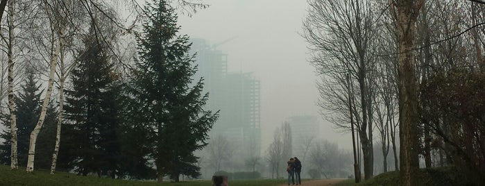 Паркът зад Park Center is one of Balkans.