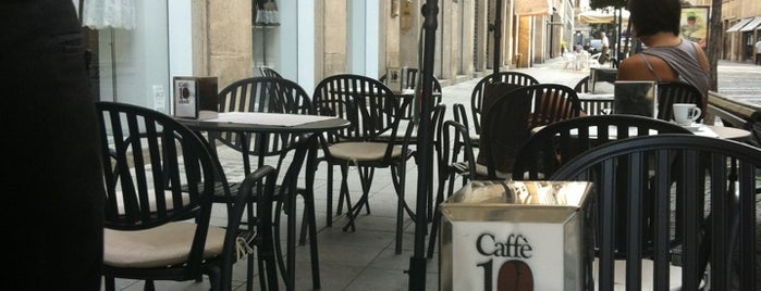 Caffè Quickly is one of Tempat yang Disukai Ico.