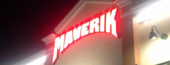 Maverik Adventure's First Stop is one of สถานที่ที่ Scott ถูกใจ.