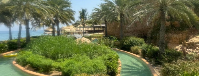 Shangri-La's Barr Al Jissah Resort & Spa is one of Oman 🇴🇲.
