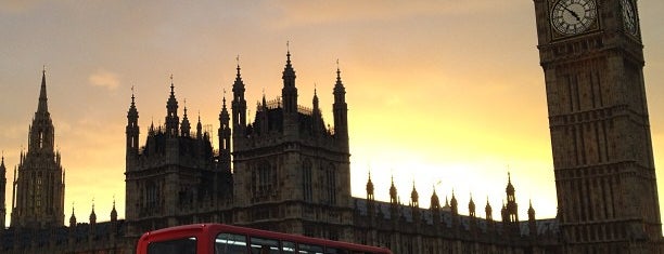 Westminster Bridge is one of TLC - London - to-do list.