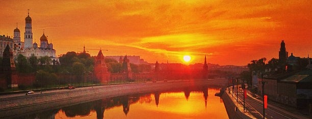 Bolshoy Kamenny Bridge is one of moscow city.