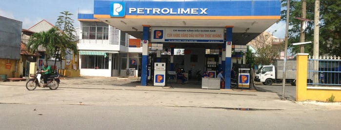 Petrolimex Gas Station Near Hoi An Bus Station is one of Hoi An Town Place I visited.