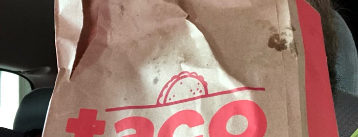 Taco John's is one of Jaredさんのお気に入りスポット.