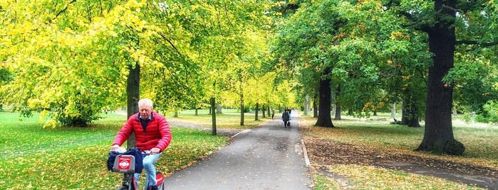 Кенсингтонские сады is one of London's Parks and Gardens.