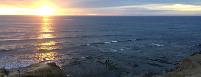 Sunset Cliffs Natural Park is one of San Diego - To Do.