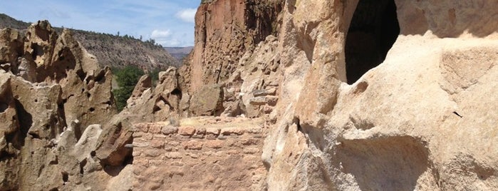 Bandelier National Monument is one of New Mexico.