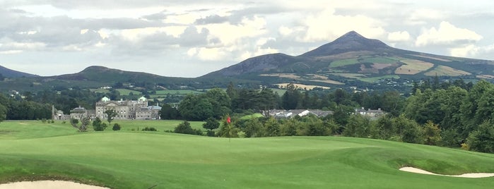 Powerscourt Golf Club is one of Teroさんのお気に入りスポット.