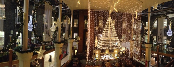 Powerscourt Townhouse Centre is one of Tempat yang Disukai Tero.