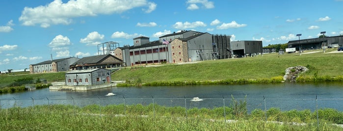 Bulleit Distilling Co. is one of Louisville.
