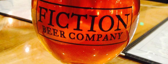 Fiction Beer Company is one of Lugares favoritos de Emily.