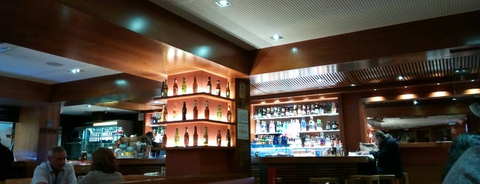 Piper's Tavern is one of Hamburguesas de Barcelona.