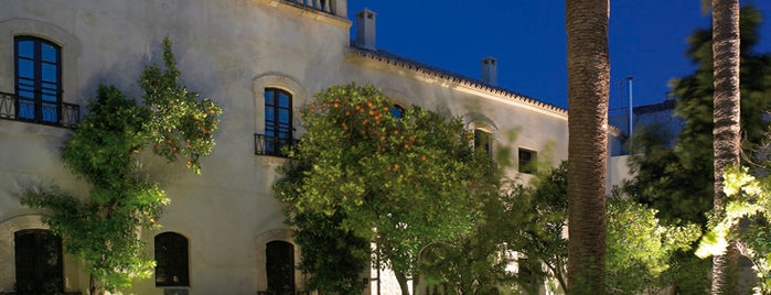 Hotel Hospes Palacio del Bailío is one of Donde dormir en Cordoba.