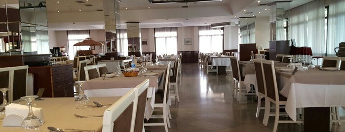 Antalya Ögretmenevi Restorant is one of 🌜🌟🌟🌟hakan🌟🌟🌟🌛 : понравившиеся места.