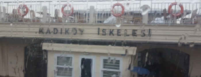 Kadıköy Motor İskelesi is one of 🌜🌟🌟hakan🌟🌟🌛 : понравившиеся места.