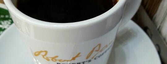Robert's Coffee is one of 🌜🌟🌟hakan🌟🌟🌛 : понравившиеся места.