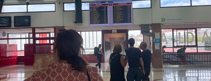 A Coruña Bus Station is one of Sitios Habituales.