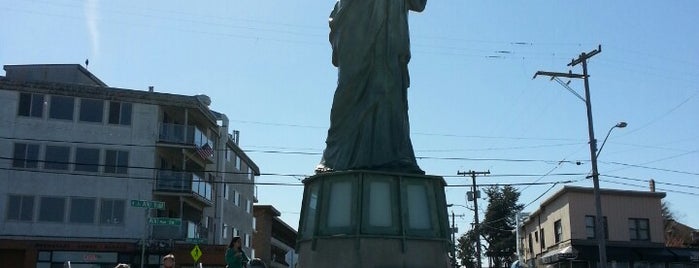 Statue de la Liberté d'Alki is one of Seattle.