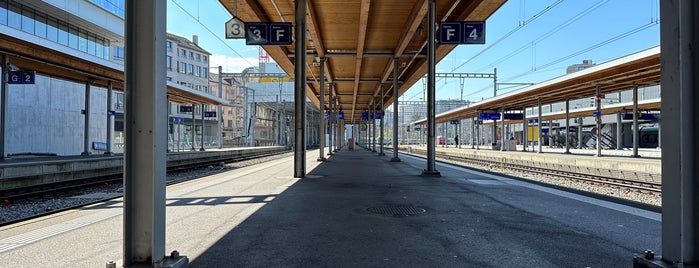 Gleis 3/4 is one of Bahnhöfe CH.