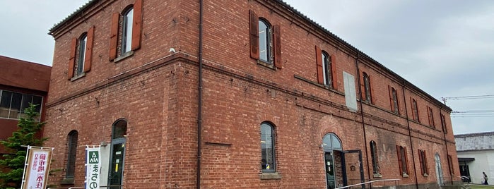 Old Honjo Commercial Bank Brick Warehouse is one of 埼玉県.