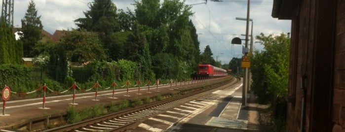 Bahnhof Großauheim (Kr Hanau) is one of Bf's Rhein-Main.